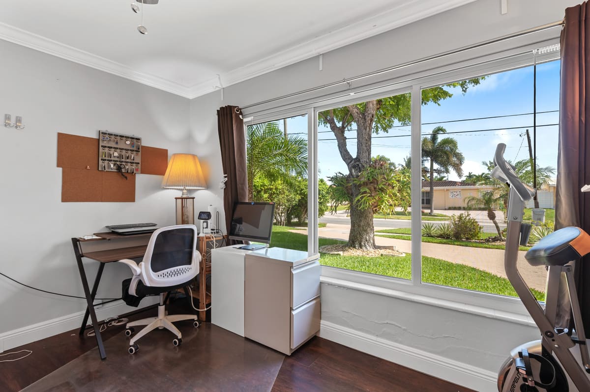 231 SE 9CT, Pompano Beach, FL — photo 12 of 12