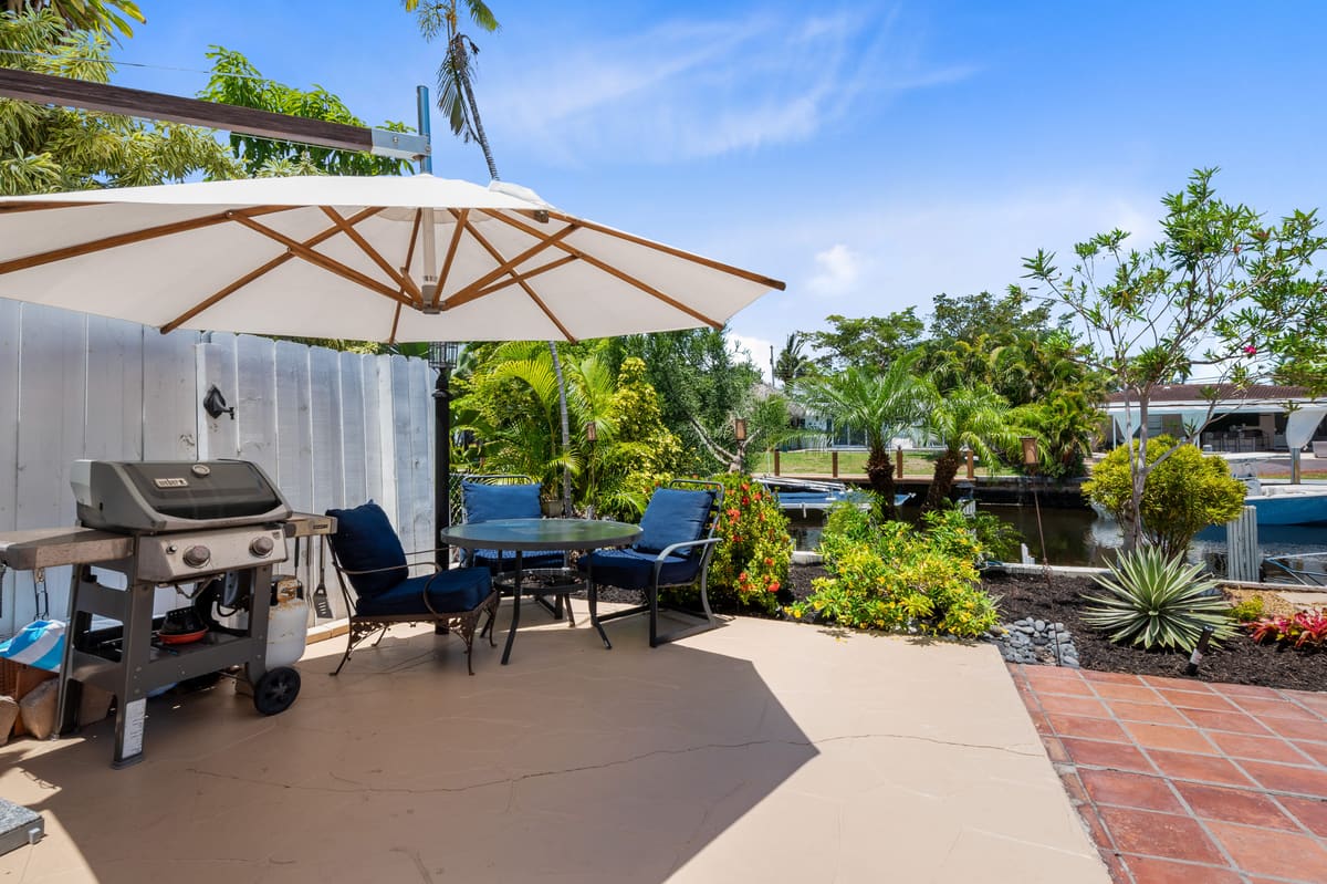 231 SE 9CT, Pompano Beach, FL — photo 3 of 12
