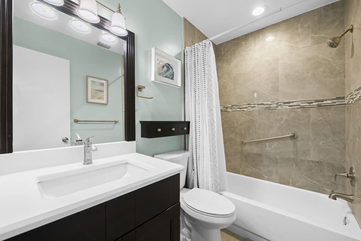 2559 NW 42nd Ave, Coconut Creek, FL 33066 — photo 14 of 24