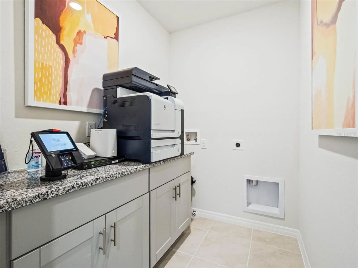 Silver Canoe Dr, Edgewater, FL — photo 6 of 9
