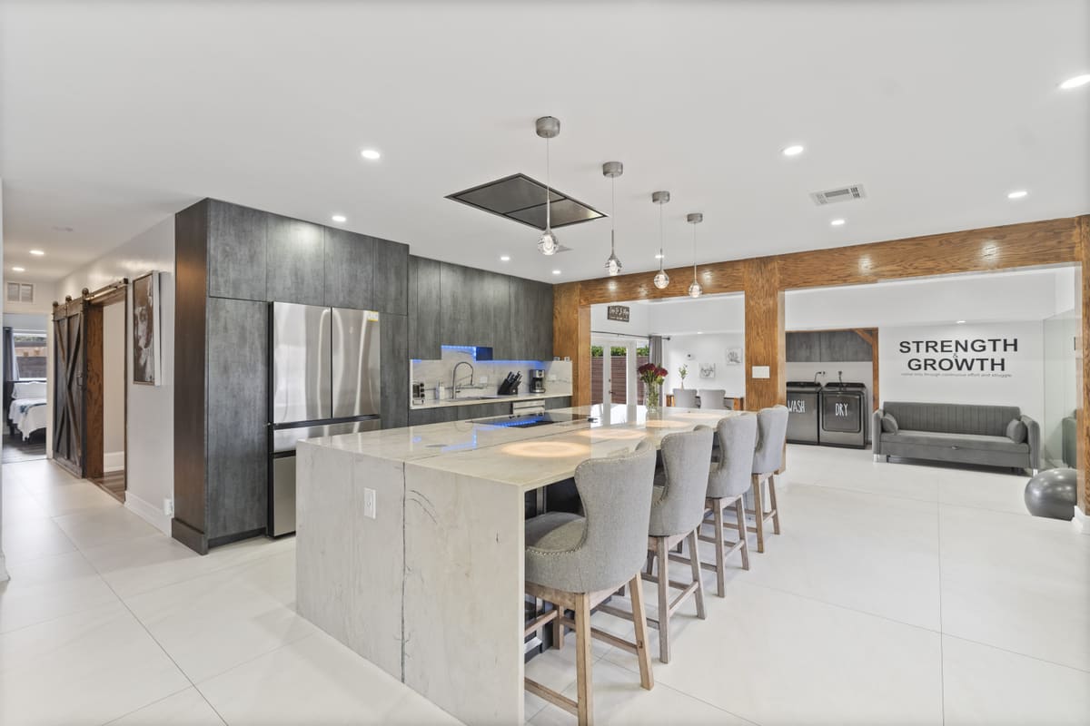 Oleander Way, Laderdale By The Sea, FL — photo 4 of 21