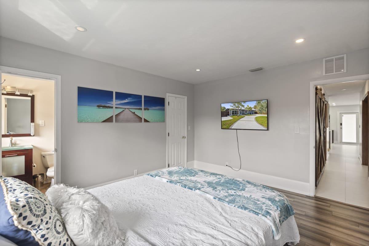 Oleander Way, Laderdale By The Sea, FL — photo 15 of 21