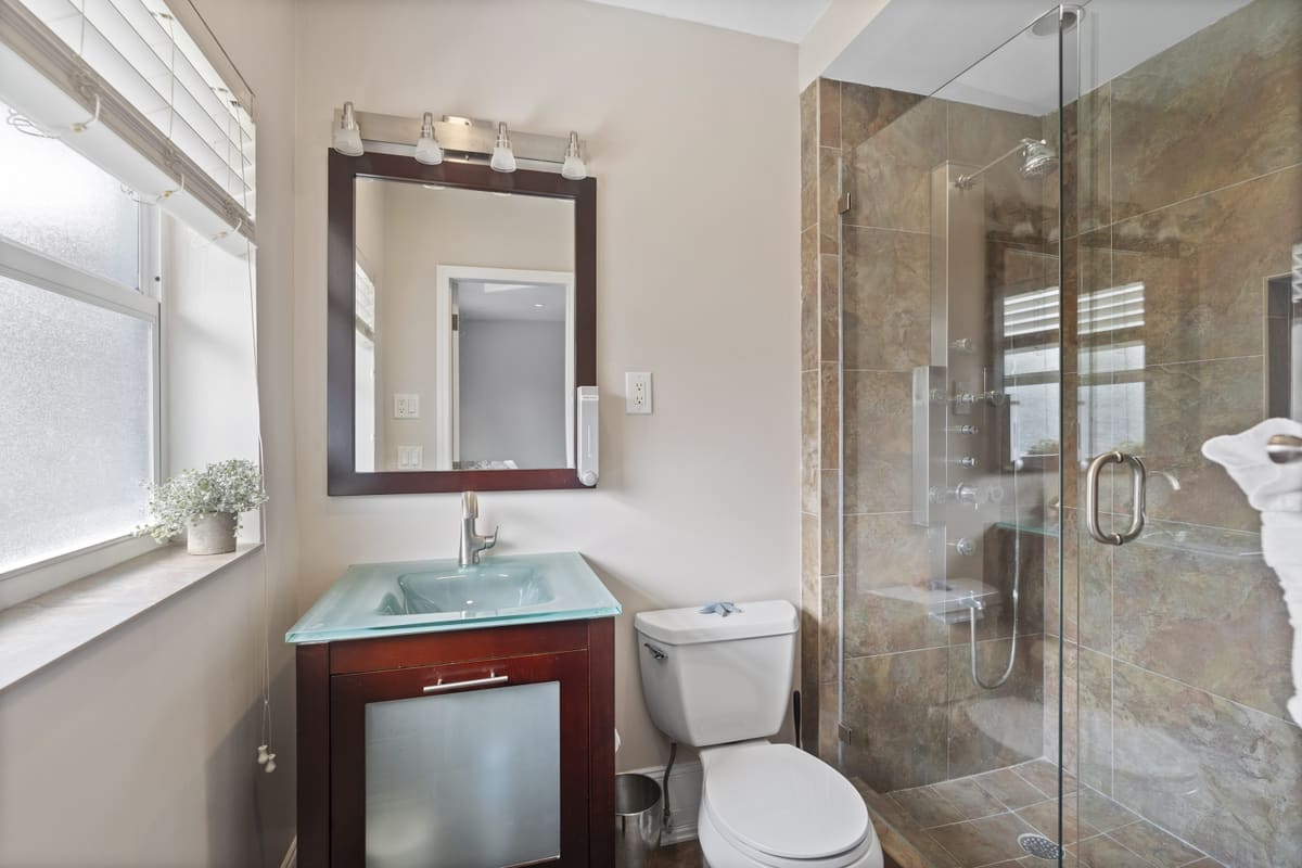 Oleander Way, Laderdale By The Sea, FL — photo 16 of 21