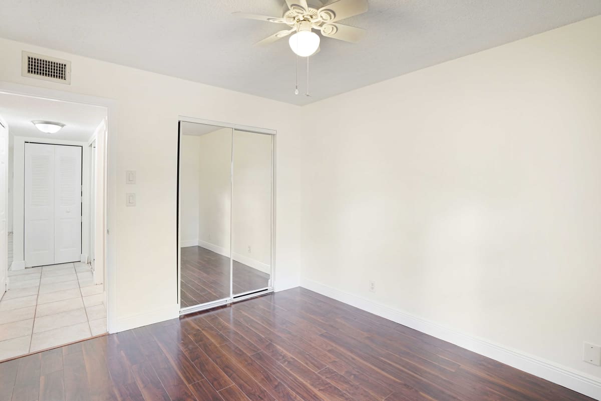 Courtyard Dr, Margate, FL — photo 10 of 14